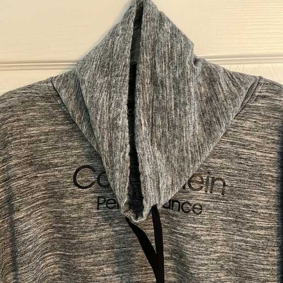 Women’s calvin Klein sweatshirt in excellent condition - Picture 5 of 7
